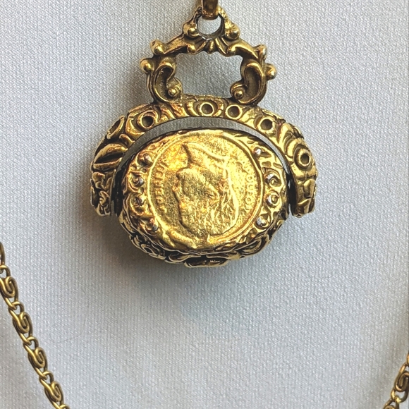 Vintage Signed Goldette necklace - Picture 8 of 9